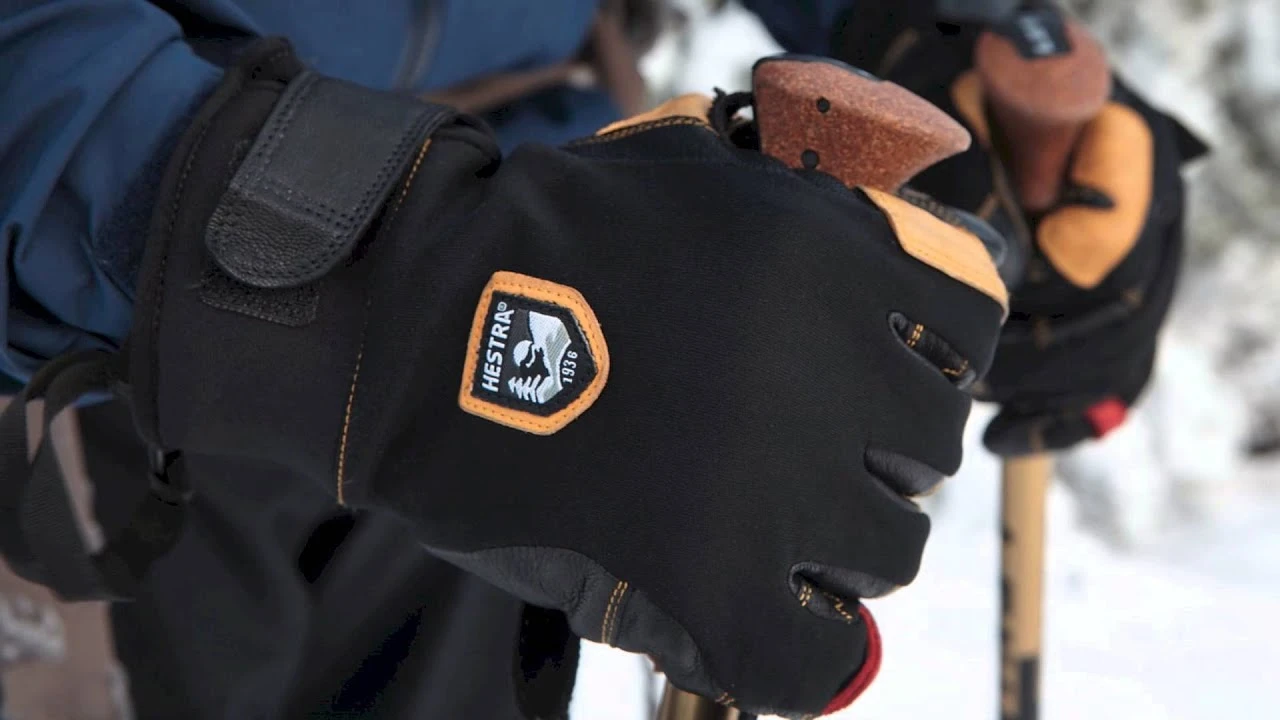 Titelseite 1 Titelseite -Hestra-Shop 22